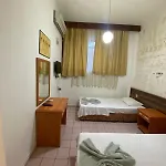 فندق Latino