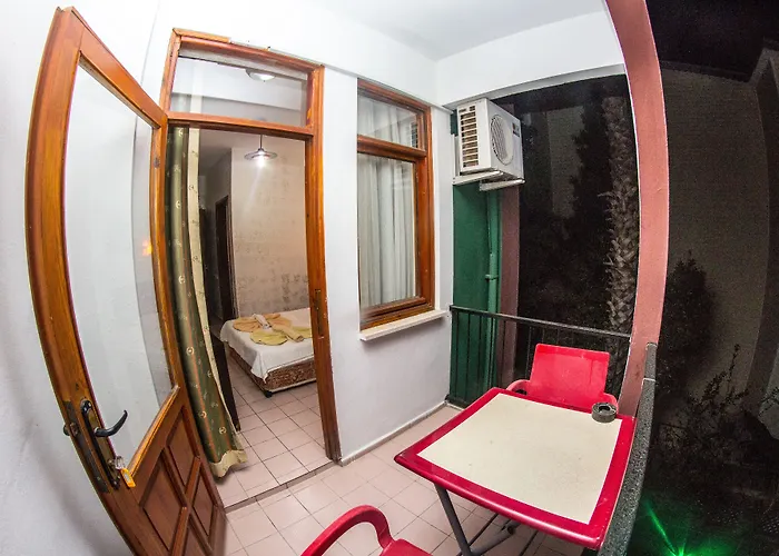 ホテル Latino ケメル